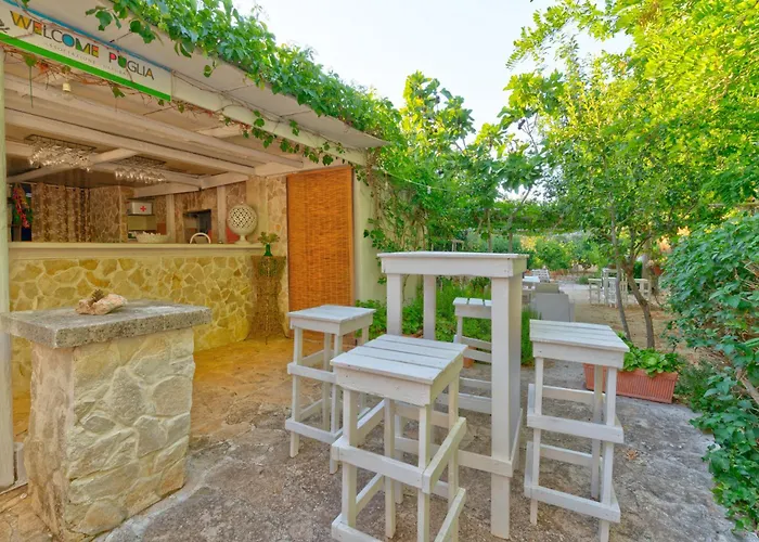 בית נופש Casal Del Borgo אוסטוני